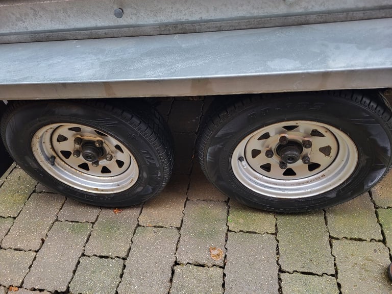  Phoenix 9`6" x 4`6" General Purpose Twin Axle Trailer.