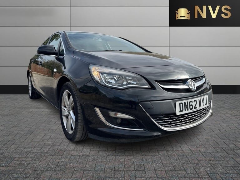VAUXHALL ASTRA Hatchback 2013 2013