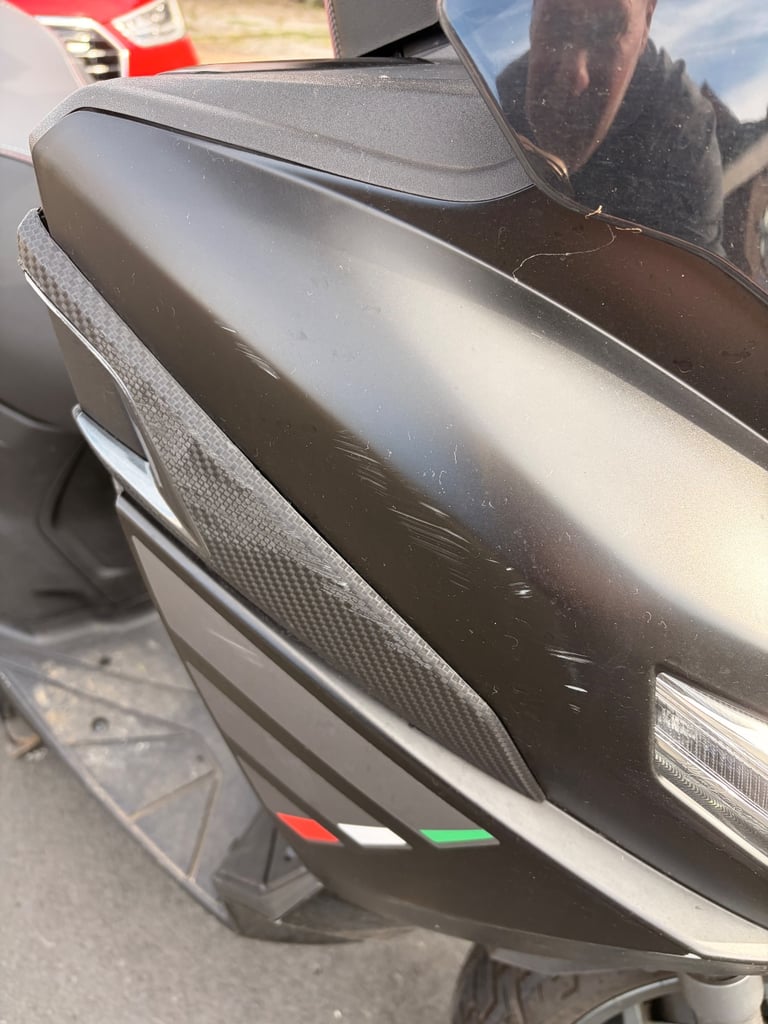 Aprilia, SXR, 2024, 49 (cc) 2400 miles 