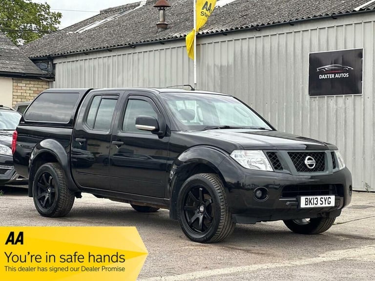2013 Nissan Navara 2.5 dCi Visia 4WD Euro 5 4dr PICK UP Diesel Manual