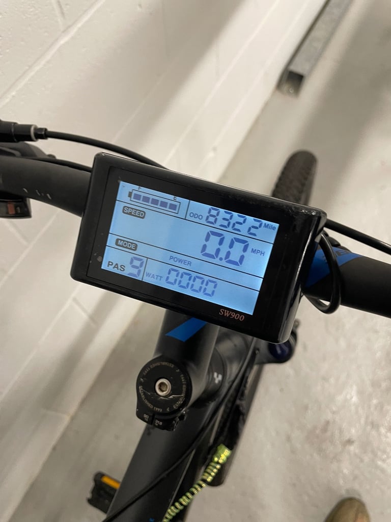 Cube throttle electric bike 