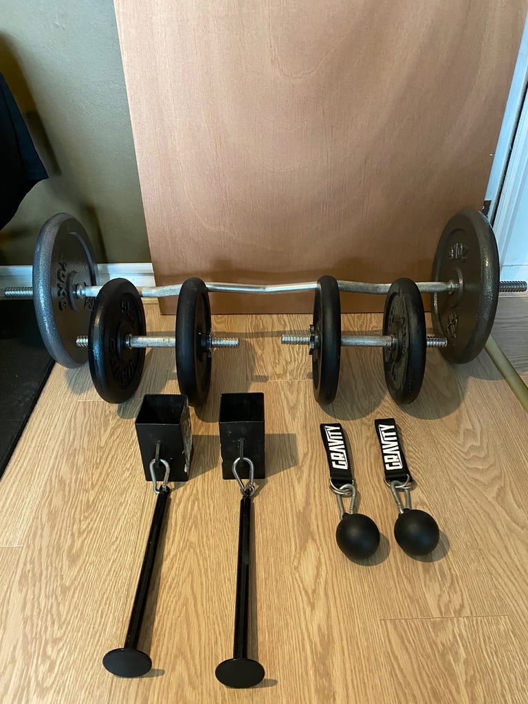 Curl bar,dumbbell,80kg weights and grip accessories w/ loading pins 