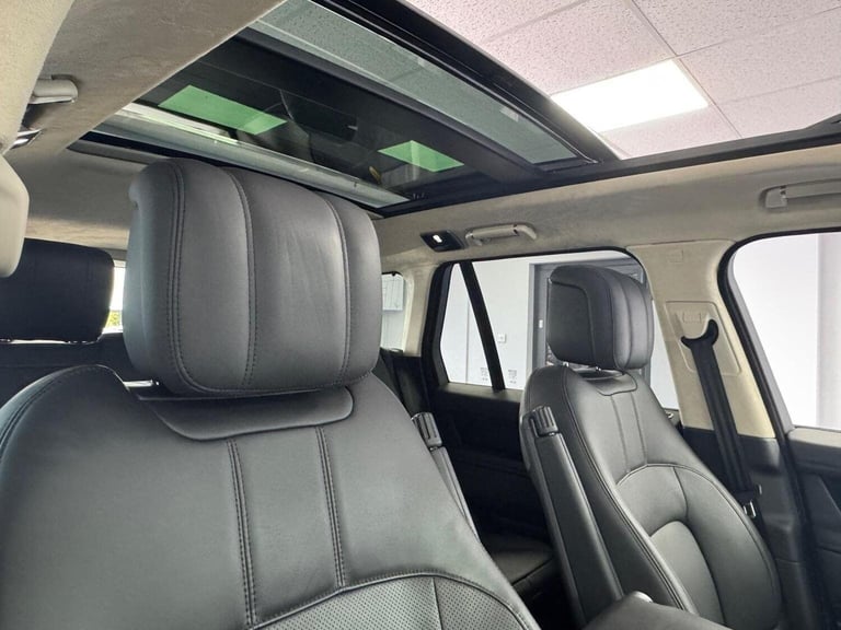 LAND ROVER RANGE ROVER 3.0 D300 MHEV Westminster Black Auto 4WD Euro 6 (s/s)