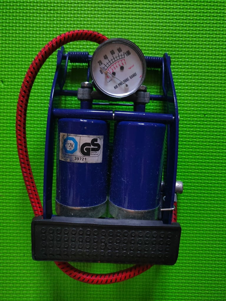 image for FOOT PUMP