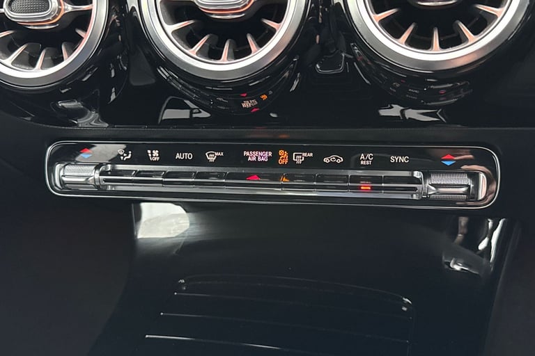 2019 Mercedes-Benz A-Class 1.3 A200 AMG Line (Premium) 7G-DCT Euro 6 (s/s) 5dr Hatchback PETROL A...