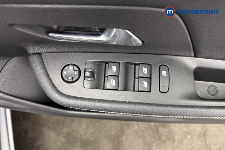 2022 Vauxhall Mokka 1.2 Turbo 100 SRi Premium 5dr SUV Petrol Manual