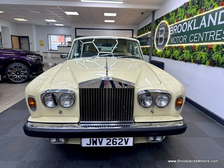 Rolls-Royce Silver Shadow Silver Shadow 6.8 II 4dr [RARE EXAMPLE]