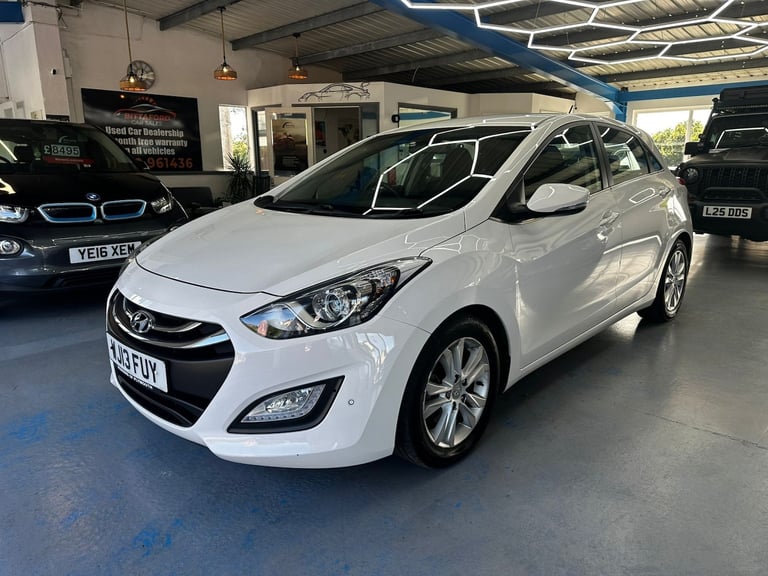 HYUNDAI I30 1.6 CRDi Blue Drive Style 2013