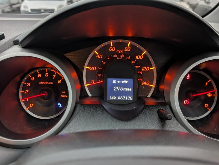 2011 Honda Jazz 1.2 i-VTEC Si 5dr HATCHBACK PETROL Manual