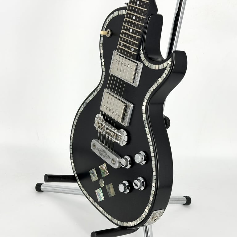 2015 Zemaitis Custom Shop Superior Series CSSU-101 - Black Diamond - Trades