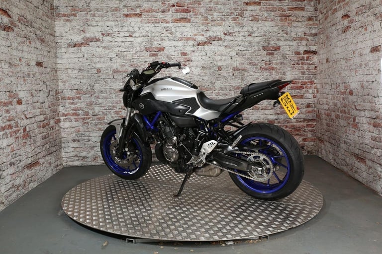 YAMAHA MT-07 ABS 2015 Petrol Manual in Silver