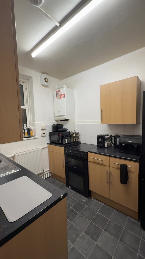 1bed flat swap Kensington 