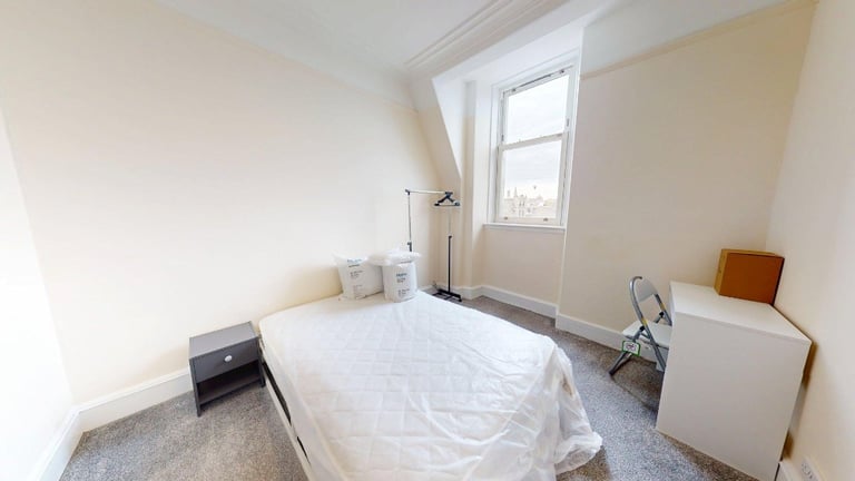5 bedroom flat in Broad Street, Fraserburgh, Aberdeenshire, AB43 9AU