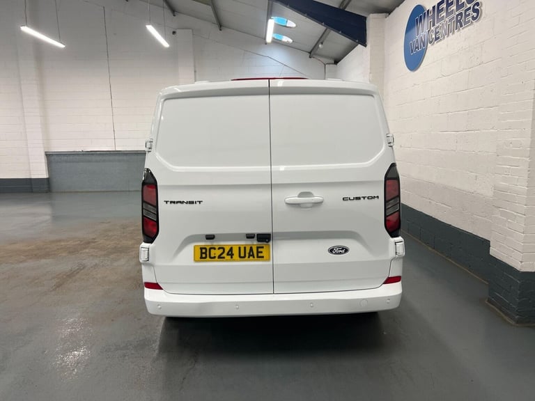 2024 Ford Transit Custom 2.0 300 EcoBlue Limited Auto L2 H1 Euro 6 (s/s) 5dr Panel Van Diesel Aut...