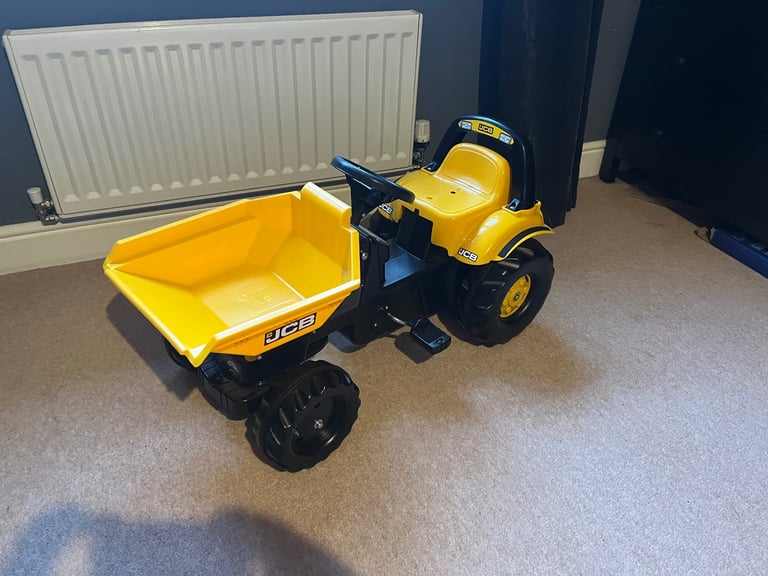 JCB Dumper Truck