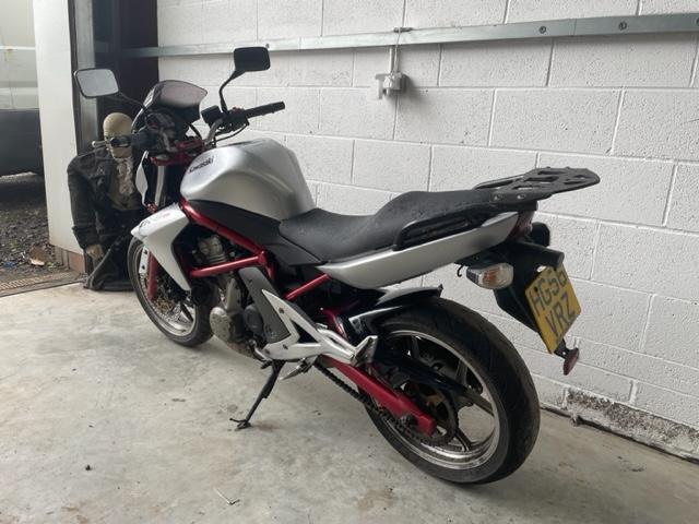 2006 - KAWASAKI ER650 N - VERY CLEAN - 2 KEYS - NAKED - ER6N - 12 MONTHS MOT 