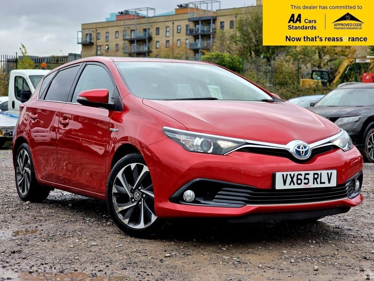 2015 Toyota Auris 1.8 VVT-h Design Hatchback 5dr Petrol Hybrid CVT Euro 6 (s/s) (136 ps) Hatchbac...
