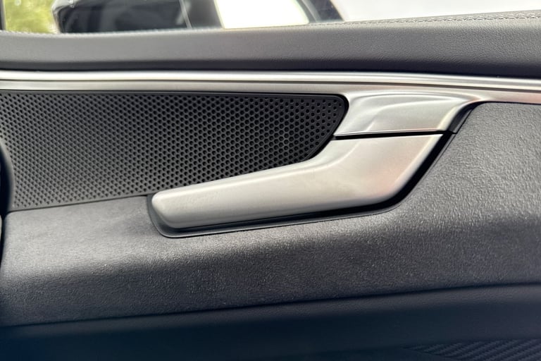 2025 Audi A6 Saloon 2.0 e-hybrid 25.9kWh Launch Edition S Tronic quattro Euro 6 (s/s) 4dr Saloon ...