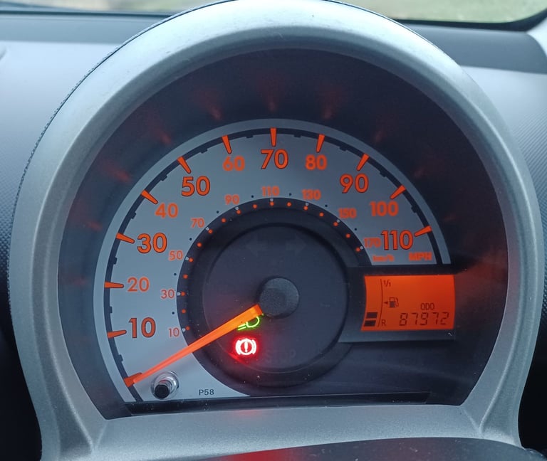 Peugeot, 107, Hatchback, 2010, Manual, 998 (cc),5 doors - Image 15