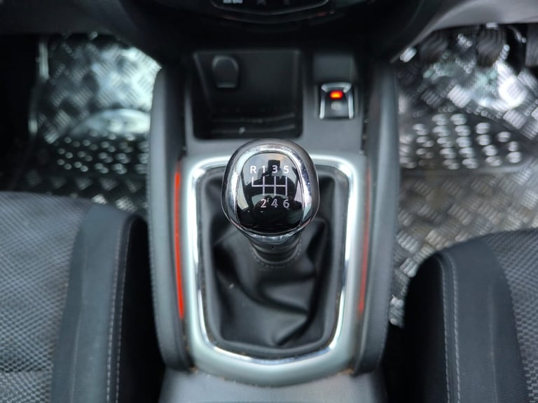 2015 Nissan Qashqai 1.2 Petrol Manual DIG-T n-tec+ SUV 5dr 2WD 2 Keys Euro 5 ULEZ Free SUV Petrol...