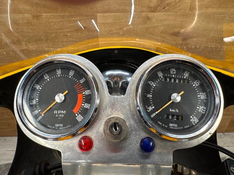 Ducati 750S