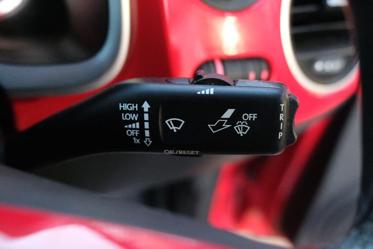 2025 Volkswagen BEETLE AUTO 1.2 TSI Design Hatchback 3dr Petrol DSG Euro 5 (105 ps) PETROL Automatic