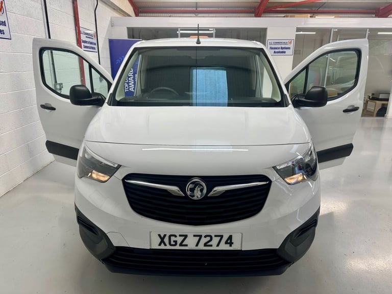 2022 VAUXHALL COMBO 1.5 TURBO D 2300 DYNAMIC PANEL VAN L2 * 15,980 L2 LWB * DIES