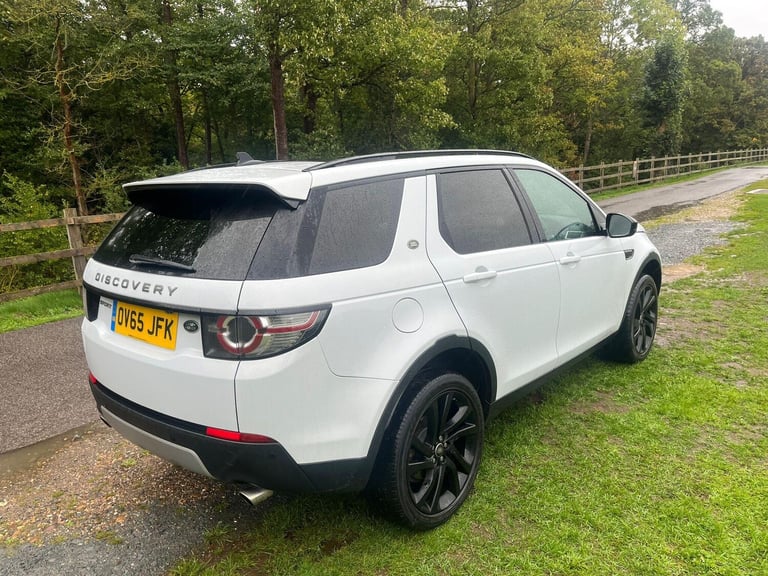 2015 Land Rover Discovery Sport 2.0 TD4 HSE Auto 4WD Euro 6 (s/s) 5dr ESTATE Diesel Automatic