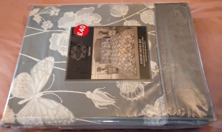 Lux Double duvet cover set new 