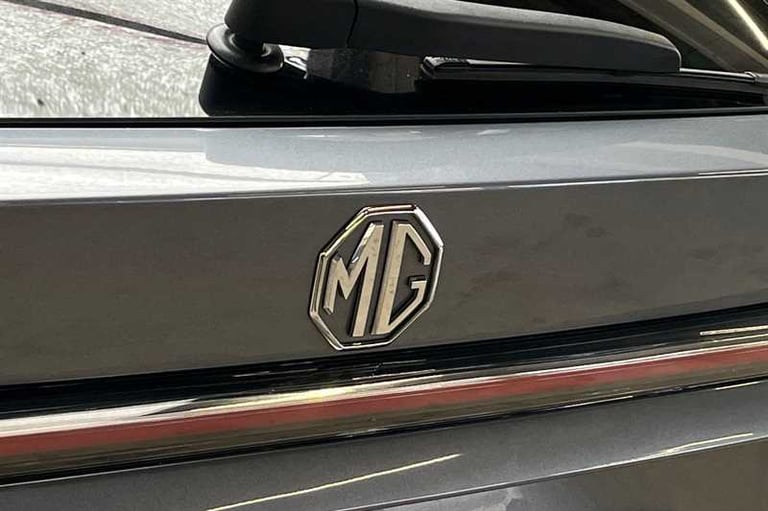 2024 MG MG HS 1.5 T-GDI Trophy SUV 5dr Petrol Manual Euro 6 (s/s) (169 ps) SUV Petrol Manual