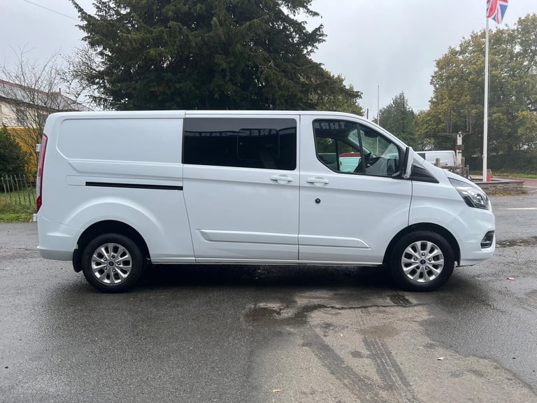 Ford Transit Custom 2.0 EcoBlue 130ps Factory Fitted Crew Cab Limited L2 Inc Vat