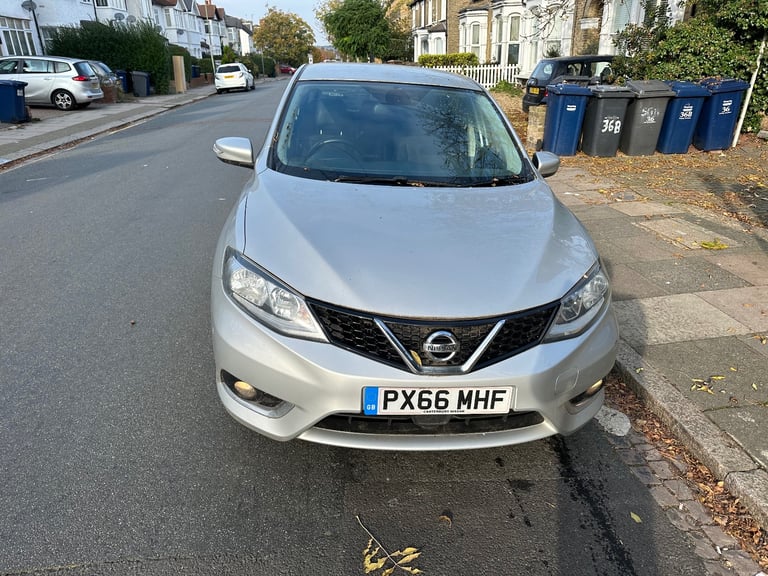 Nissan, PULSAR, Hatchback, 2016, Manual, 1197 (cc), 5 doors