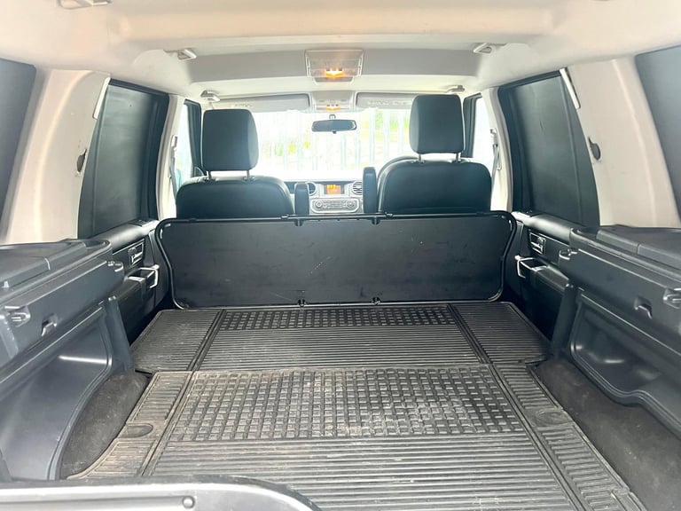 Land Rover Discovery 4 3.0 TDV6 auto Commercial 2010/60 Registration 