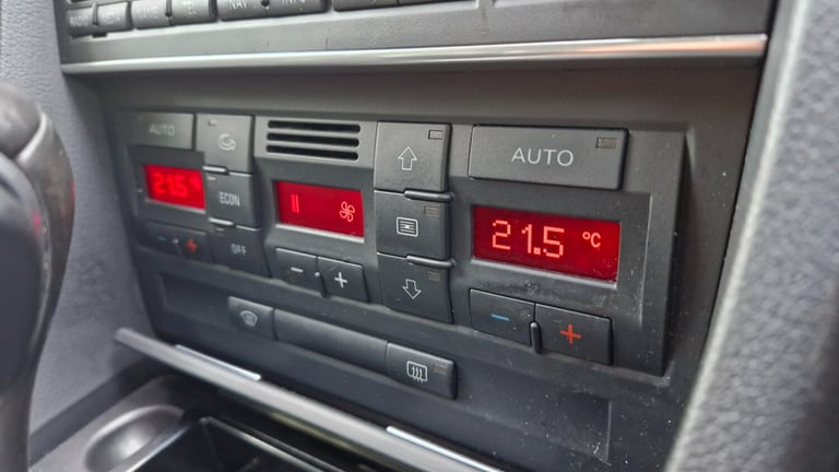 2012 SEAT Exeo 2.0 TDI CR SE Tech 4dr Multitronic [143] SALOON Diesel Automatic