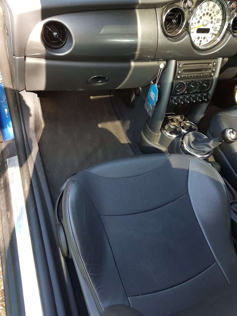 Mini Cooper, HATCHBACK, Hatchback, 2006, Manual, 1598 (cc), 3 doors
