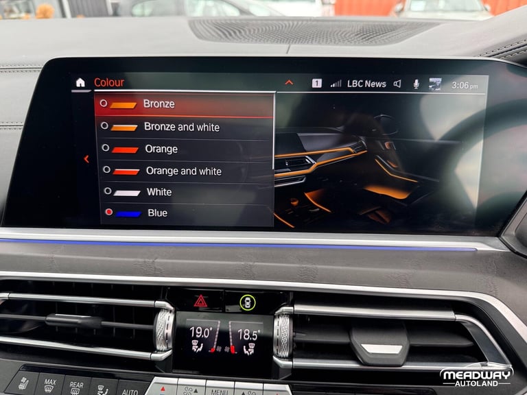 2022 BMW X7 4.4 M50i V8 Dark Shadow Edition SUV 5dr Petrol Auto xDrive Euro 6 (s/s) (53 ESTATE Pe...