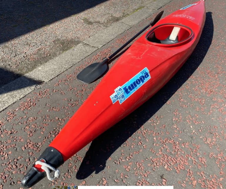 2 Kayaks FREE DELIVERY Canoe Touring Whitewater River Sea Fishing with paddle life vest 