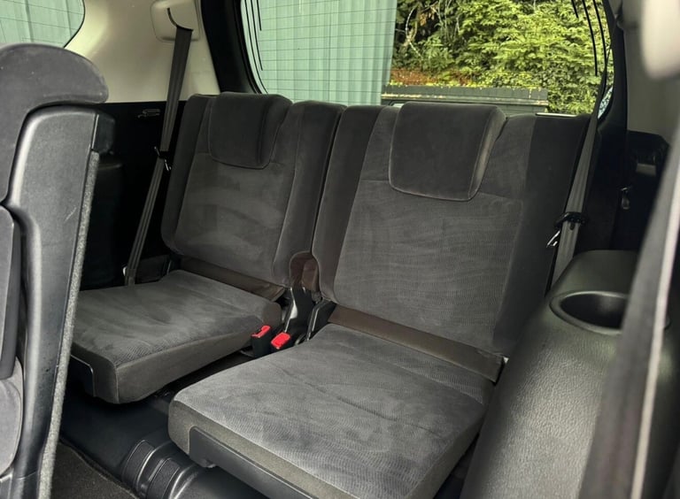 2022 Toyota Land Cruiser 2.8 D-4D 204 Active 5dr Auto 7 Seats ESTATE DIESEL Automatic