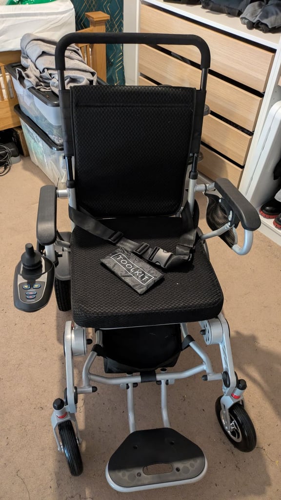 Electric wheelchair - ultralight, instant folding AS GOOD AS NEW