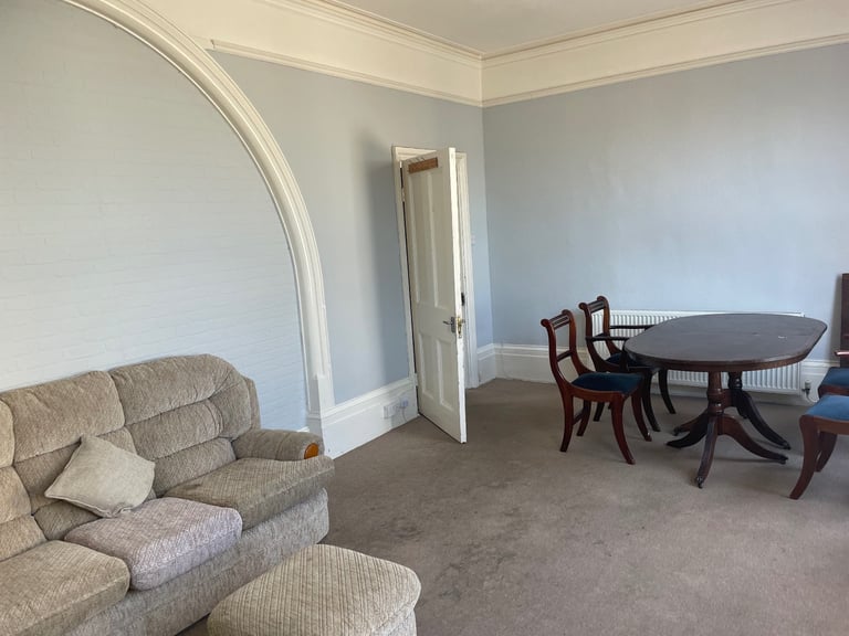 3 bedroom at hernebay sea front 