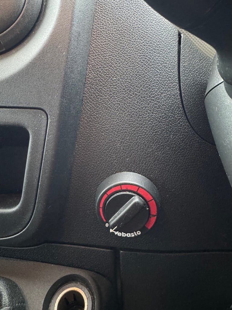 2016 Renault Master 2016 RENAULT MASTER 2.3 DCI SL28 BUSINESS SWB WINDOW VAN PANEL VAN Diesel Manual