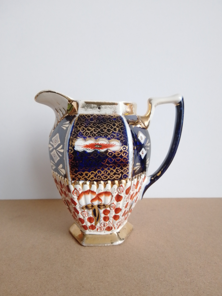 Arthur Wood IMARI Teapot and Hot Water Jug. Teapot good shape. Jug has unusual self levelling lid