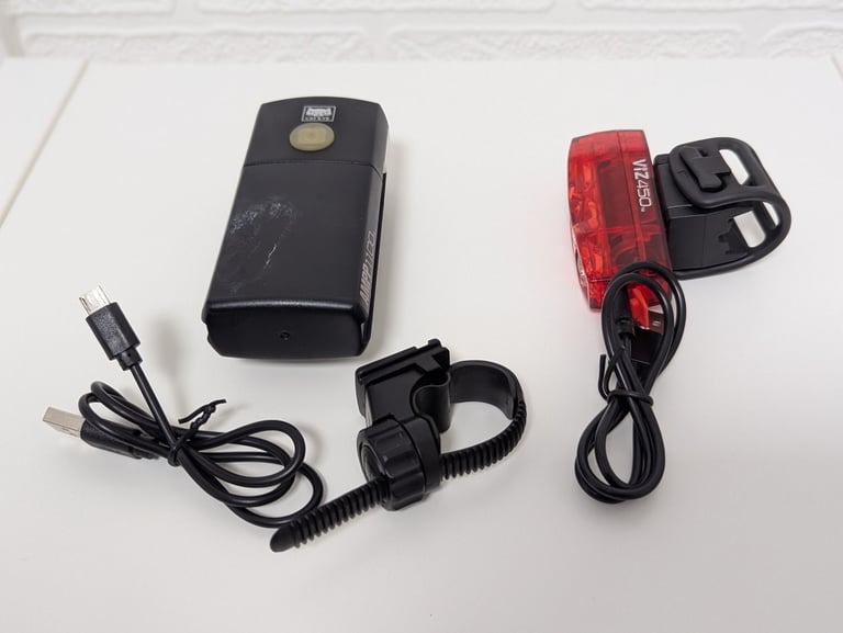 Like New CatEye AMPP1100 Front & CatEye VIZ 450 Rear LED Bicycle lights / FREE LOCAL DELIVERY