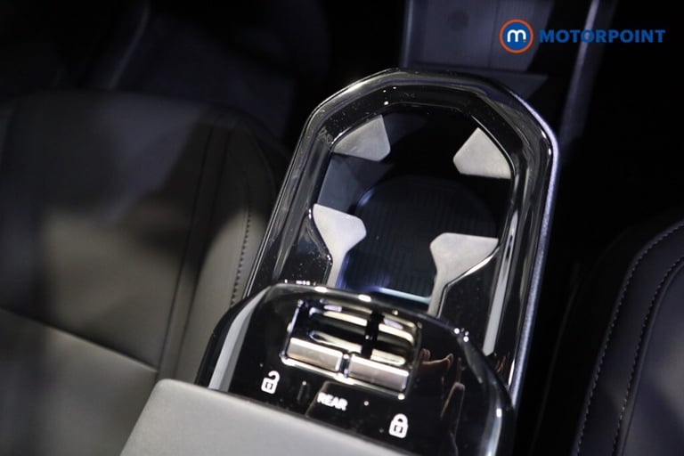 2025 Volvo EX30 200kW SM Extended Range Ultra 69kWh 5dr Auto ESTATE ELECTRIC Automatic