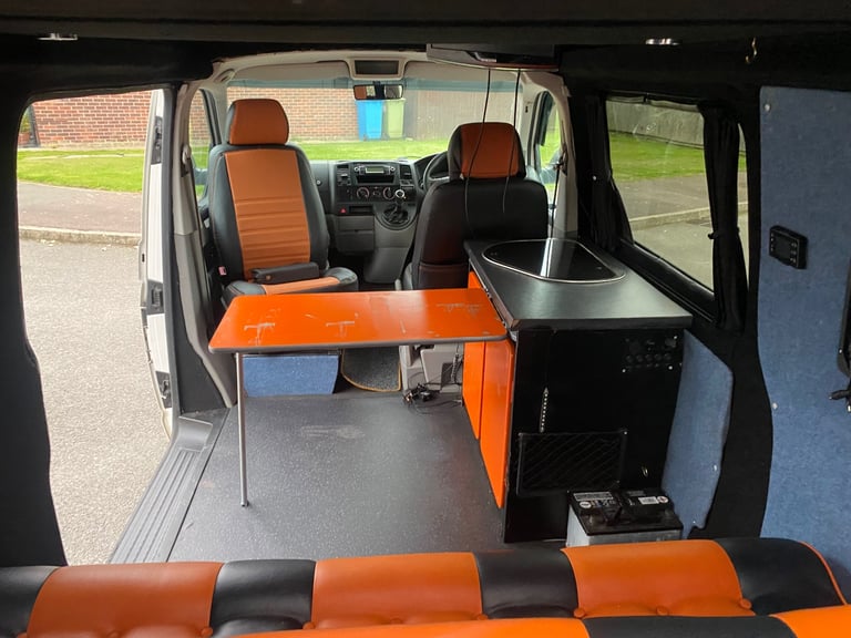 Vw transporter t5 4berth campervan 12 months mot  and rear seat belts 