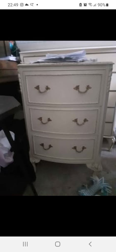 Bedroom drawers cabinets 