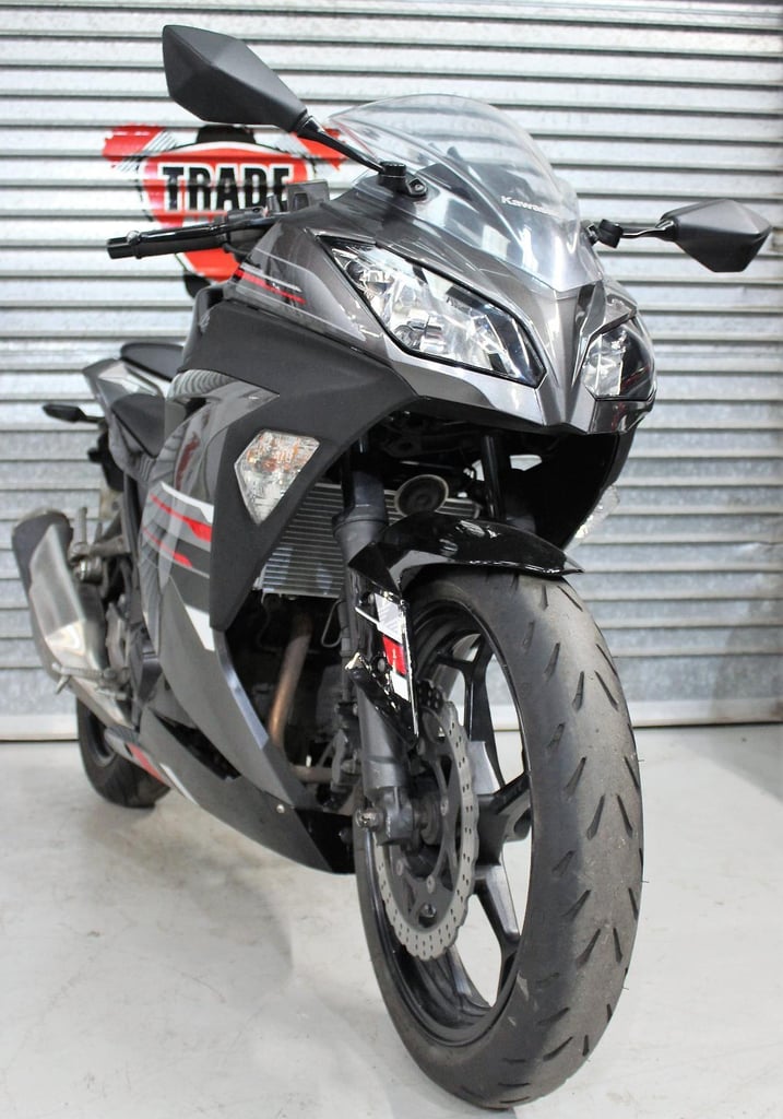 2013 13 KAWASAKI EX 300 ADF NINJA BLACK TRADE SALE NEW MOT 22K CUSTOM PAINT CATN