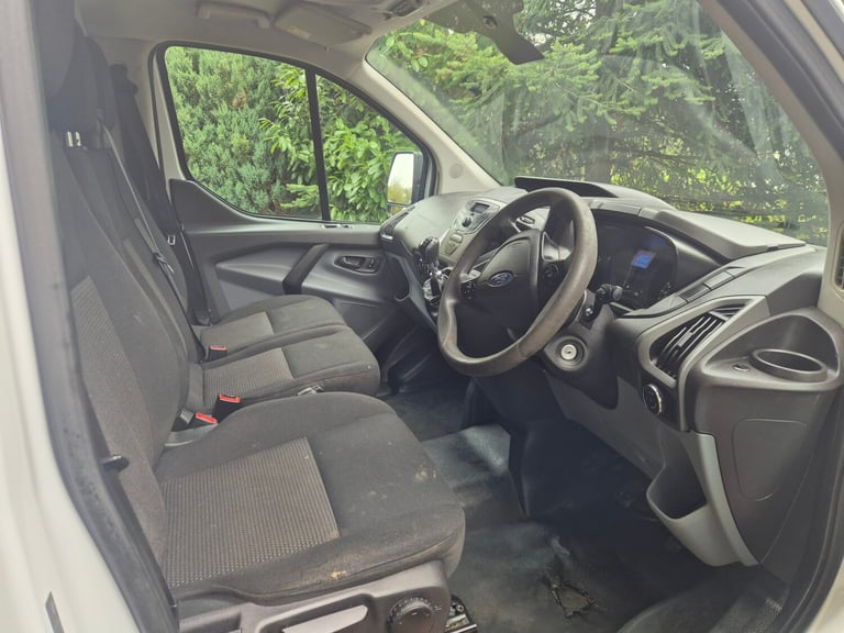 2015 Ford Transit Custom 2.2 TDCi 100ps Low Roof Van PANEL VAN Diesel Manual