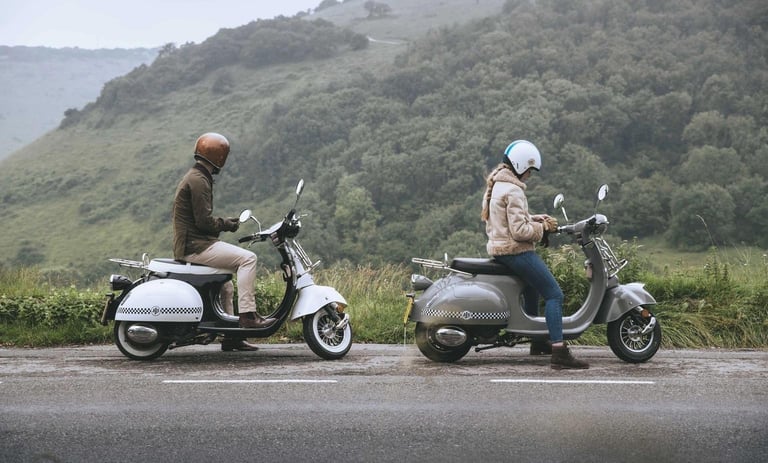 AJS MODENA [Phone number removed]5 Petrol Automatic in Orange