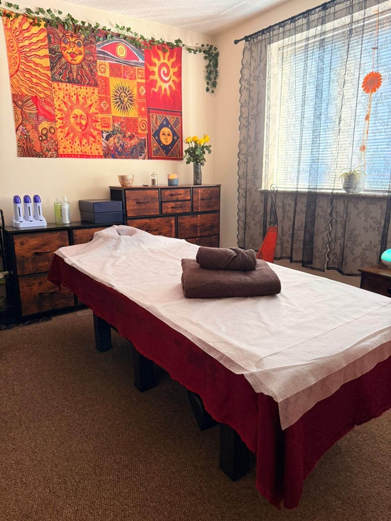 Professional Thai Massage and Body Waxing ( Male, Female)